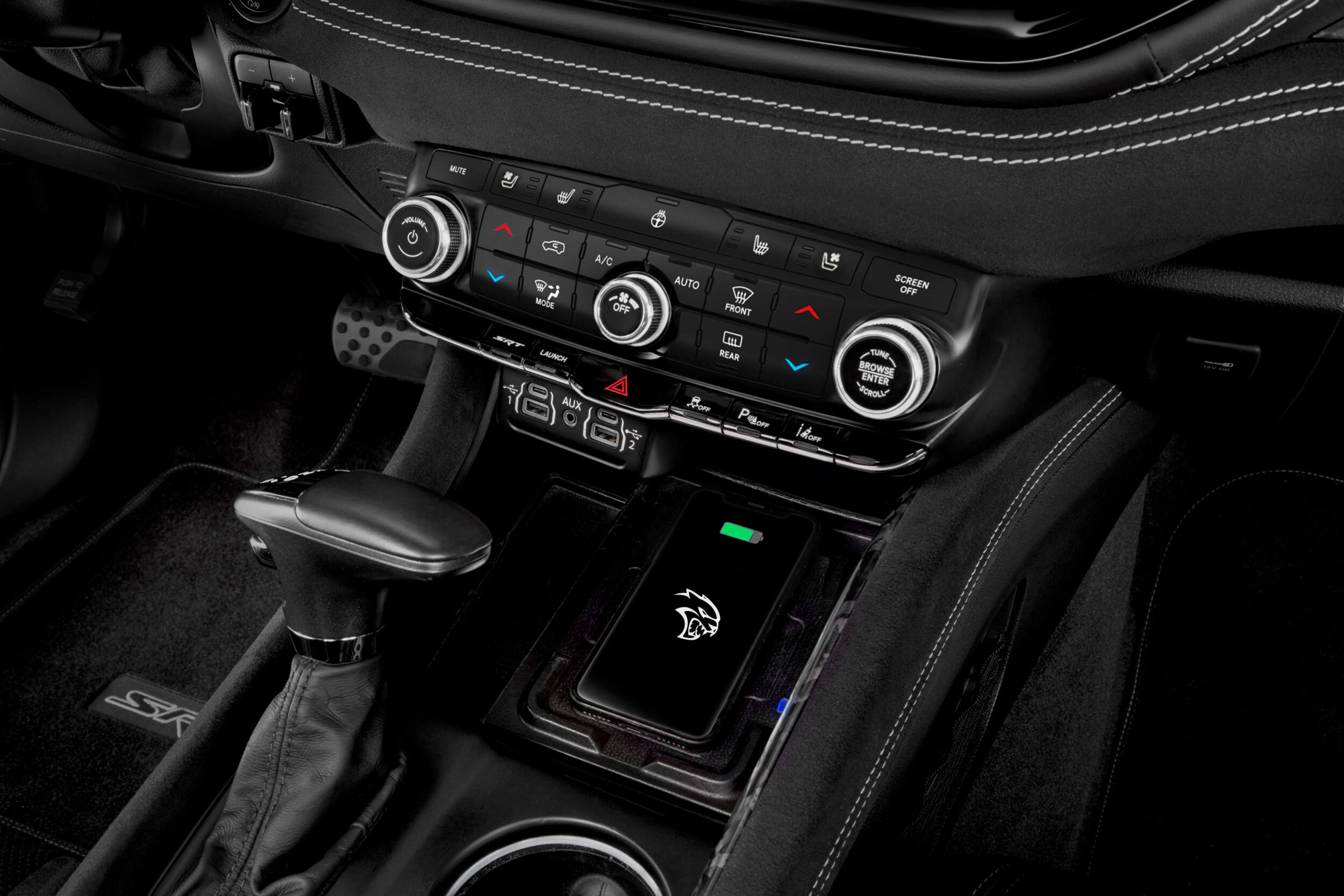 dodge–durango-interior-aec-dg021_083du